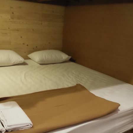 Made House Homestay And Dormitory Санур Екстер'єр фото