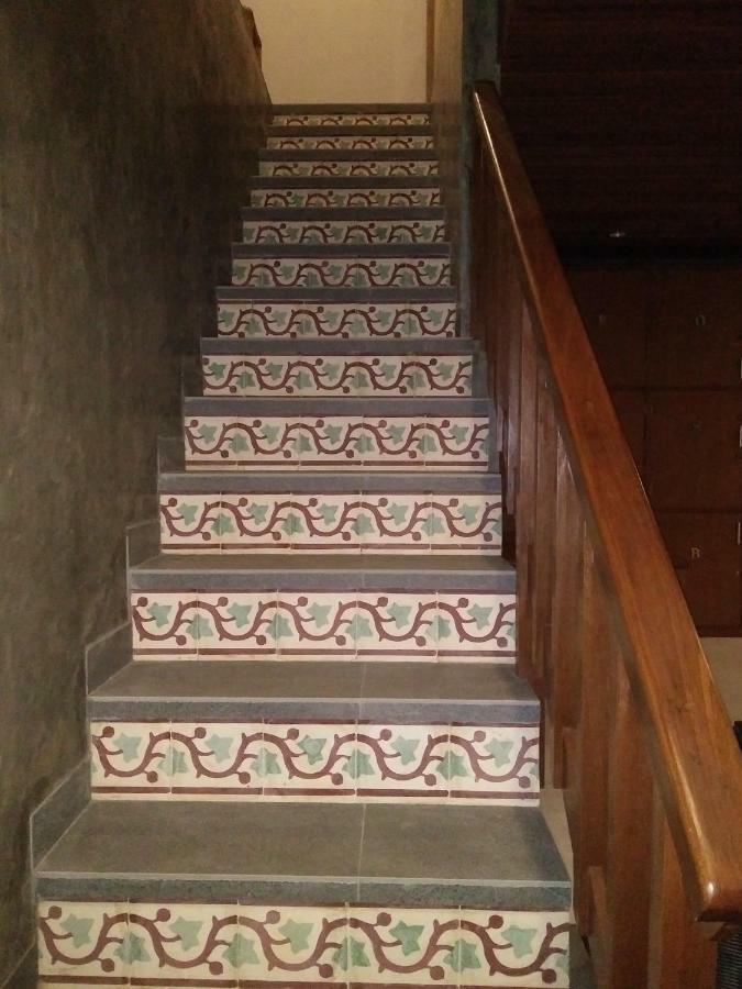 Made House Homestay And Dormitory Санур Екстер'єр фото