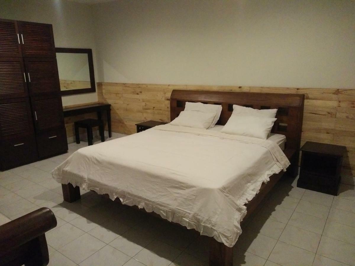 Made House Homestay And Dormitory Санур Екстер'єр фото