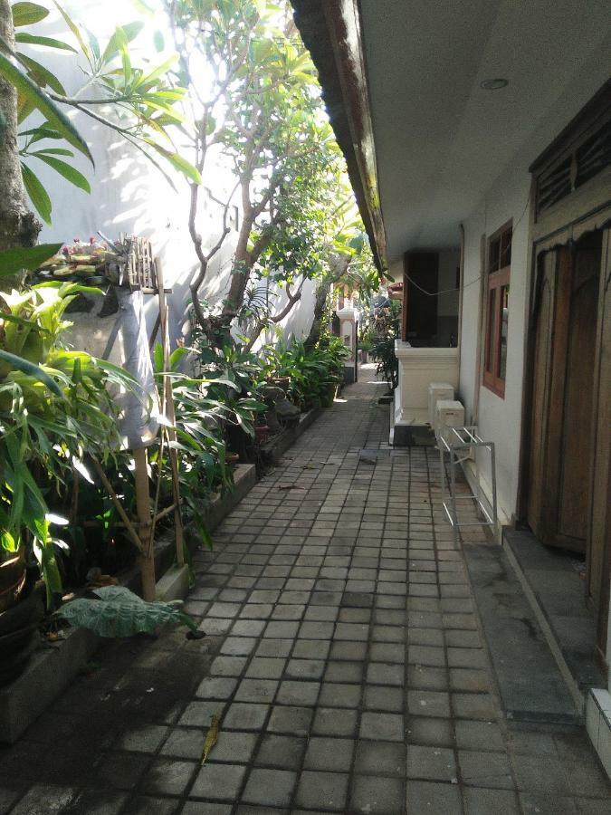 Made House Homestay And Dormitory Санур Екстер'єр фото