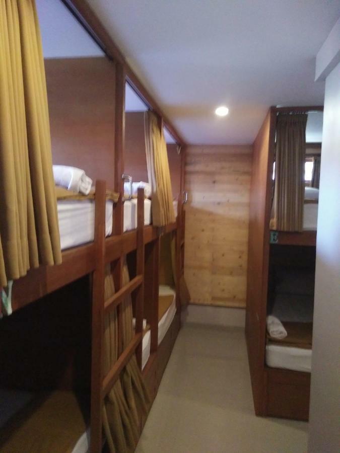 Made House Homestay And Dormitory Санур Екстер'єр фото