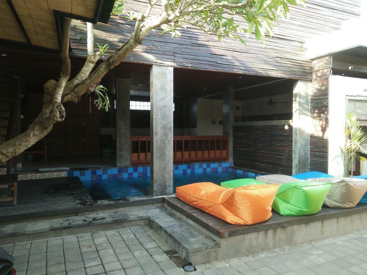 Made House Homestay And Dormitory Санур Екстер'єр фото