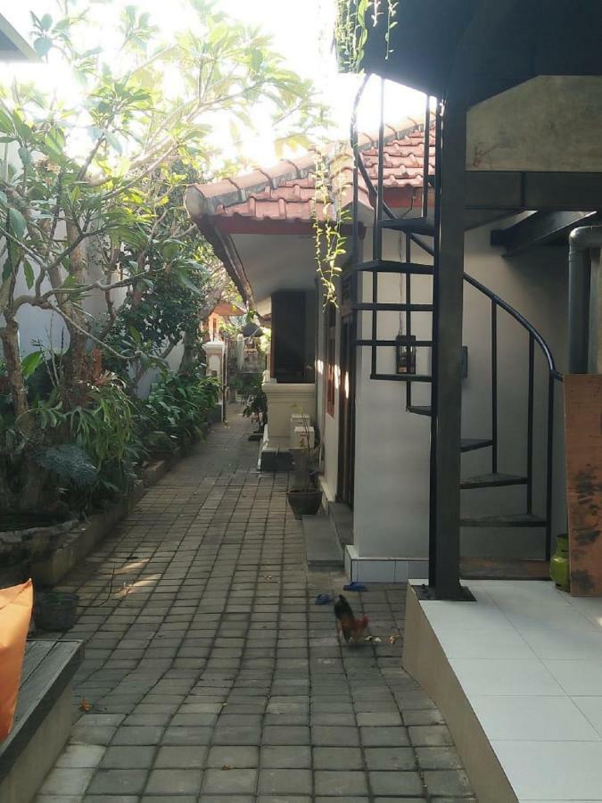Made House Homestay And Dormitory Санур Екстер'єр фото
